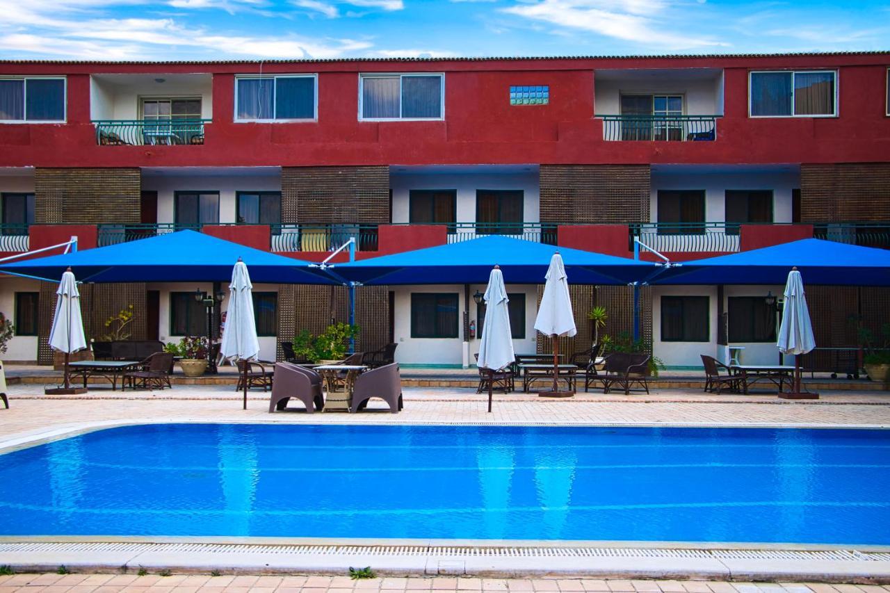 Adham Compound Hotel King Mariout Kültér fotó